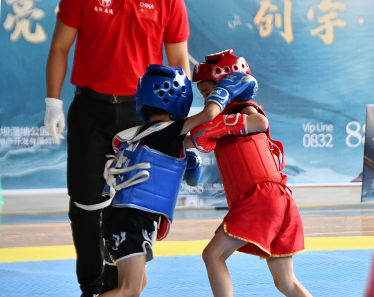 匯聚精英、培養(yǎng)人才，2020川南五市武術(shù)散打邀請(qǐng)賽圓滿落幕