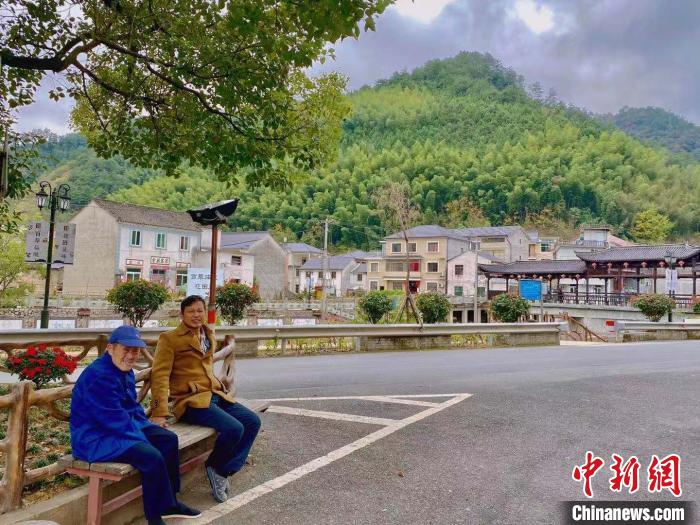 淳安縣臨岐鎮(zhèn)?！″X晨菲 攝