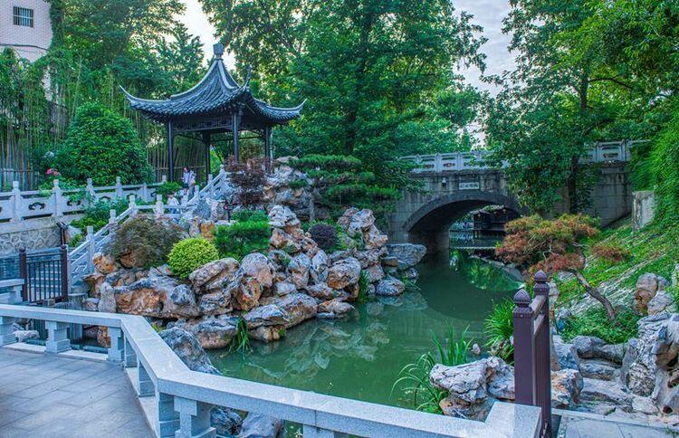 揚(yáng)州：小亭秋色滿 盡顯古韻美