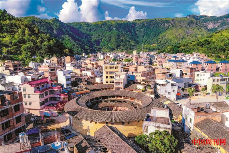 深藏大山中的饒平土樓.jpg 深藏大山中的饒平土樓.jpg