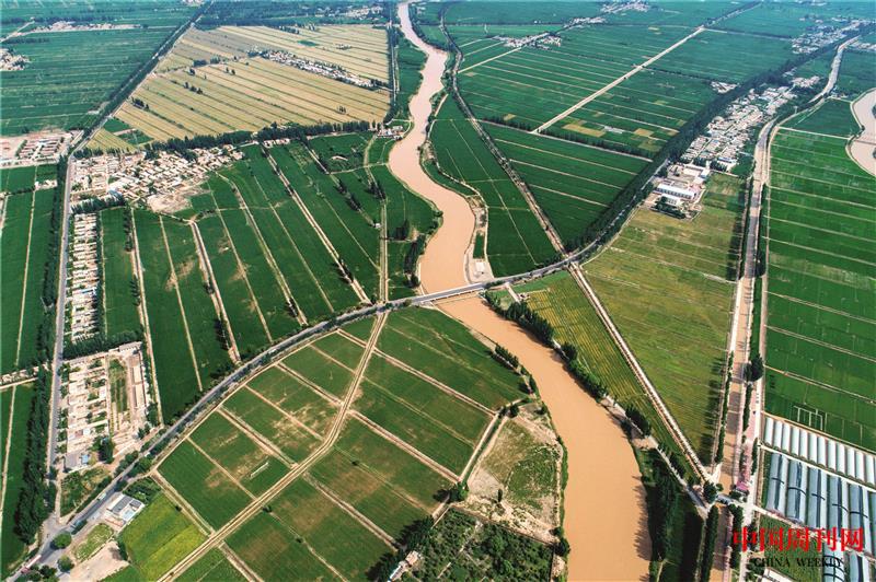 青銅峽古渠鳥瞰.jpg 青銅峽古渠鳥瞰.jpg