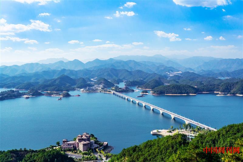 攝圖網(wǎng)_500667911_千島湖大橋（企業(yè)商用）.jpg