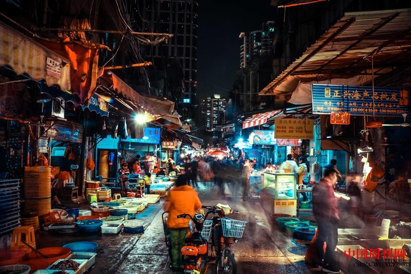 攝圖網(wǎng)_500793175_廈門曾厝垵夜景(企業(yè)商用).jpg 攝圖網(wǎng)_500793175_廈門曾厝垵夜景(企業(yè)商用).jpg